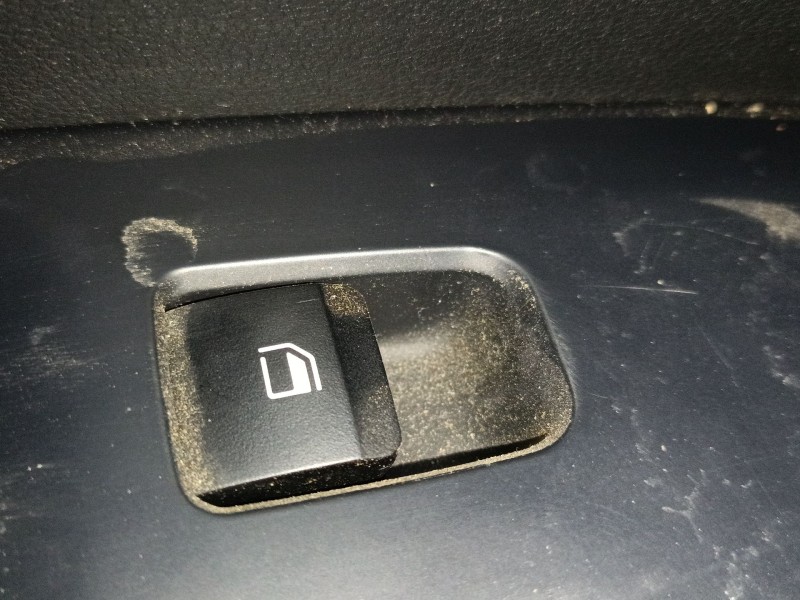 Recambio de mando elevalunas trasero izquierdo para hyundai tucson (tl, tle) 1.6 crdi hybrid 48v referencia OEM IAM   