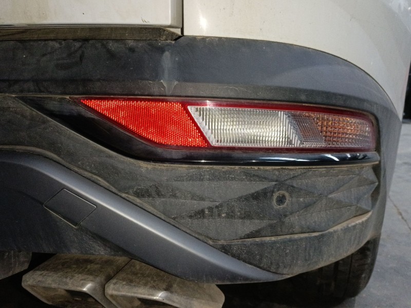 Recambio de piloto trasero derecho de paragolpes para hyundai tucson (tl, tle) 1.6 crdi hybrid 48v referencia OEM IAM   