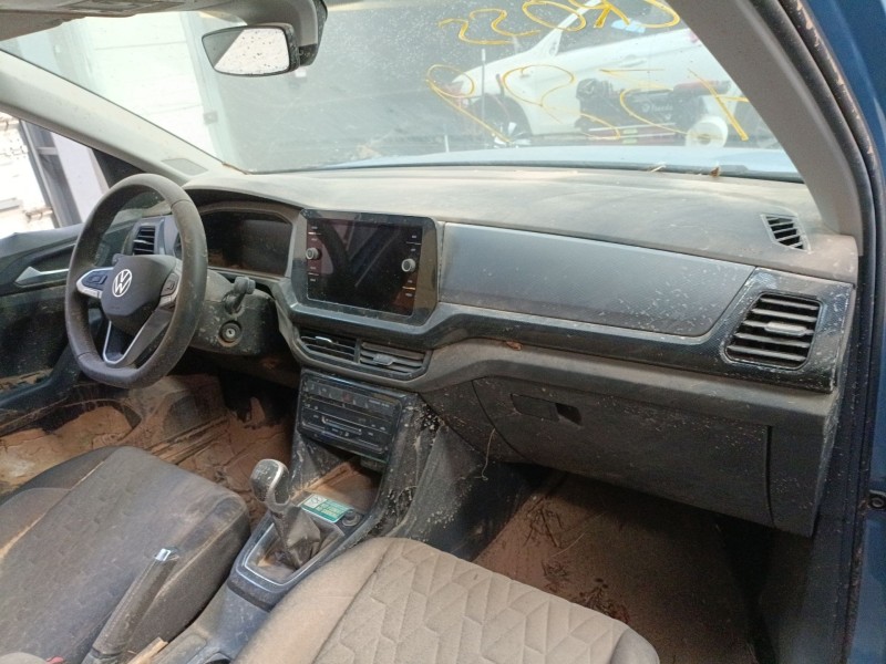 volkswagen t-cross (c11, d31) del año 2024