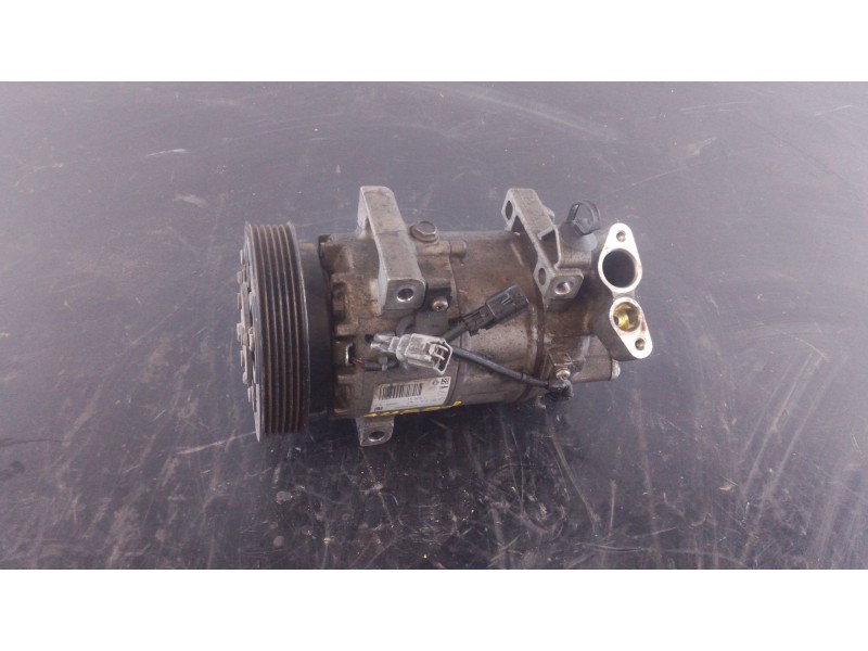 Recambio de compresor aire acondicionado para renault clio iv (bh_) 1.5 dci 90 referencia OEM IAM   