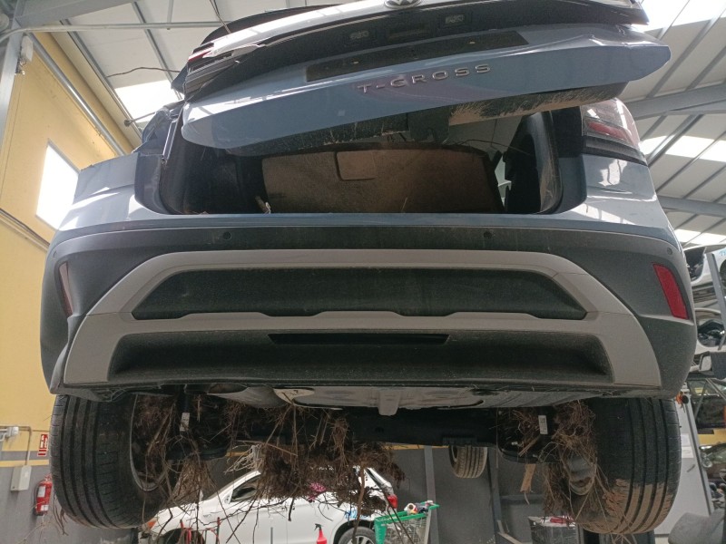 Recambio de paragolpes trasero para volkswagen t-cross (c11, d31) 1.0 tsi referencia OEM IAM   