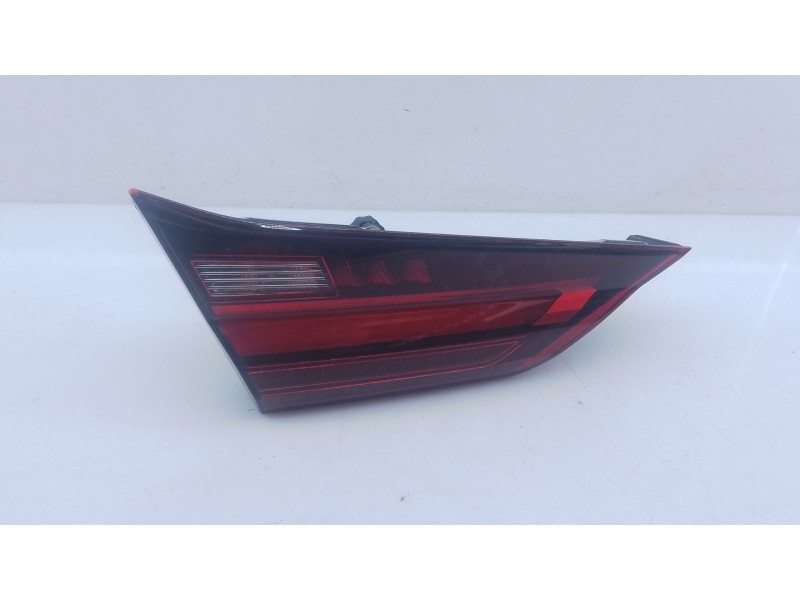 Recambio de piloto trasero izquierdo porton para bmw 1 (f40) 118 i referencia OEM IAM   