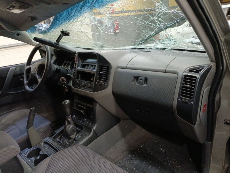 mitsubishi montero iii (v7_w, v6_w) del año 2000