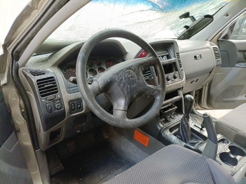 mitsubishi montero iii (v7_w, v6_w) del año 2000