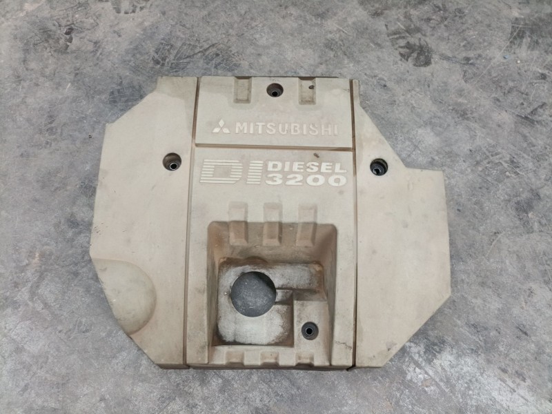 Recambio de tapa motor para mitsubishi montero iii (v7_w, v6_w) 3.2 di-d (v68w, v78w) referencia OEM IAM   