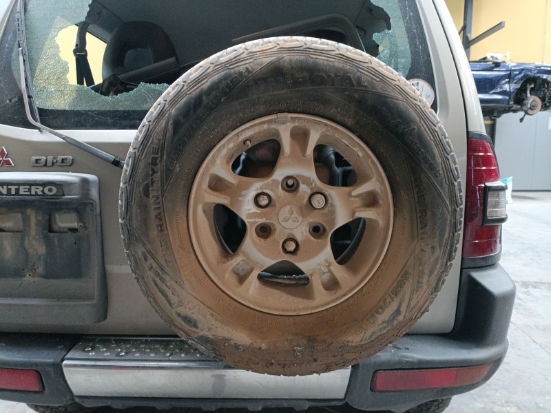 Recambio de neumatico repuesto para mitsubishi montero iii (v7_w, v6_w) 3.2 di-d (v68w, v78w) referencia OEM IAM   