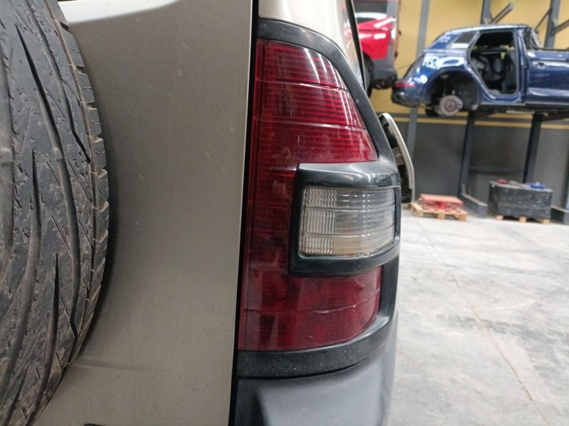 Recambio de piloto trasero derecho para mitsubishi montero iii (v7_w, v6_w) 3.2 di-d (v68w, v78w) referencia OEM IAM   