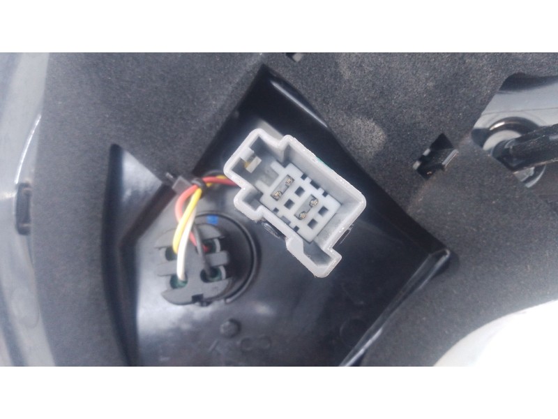 Recambio de piloto trasero derecho para lynk & co 01 phev referencia OEM IAM   