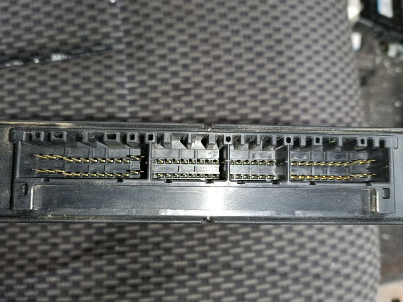 Recambio de centralita motor uce para mitsubishi montero iii (v7_w, v6_w) 3.2 di-d (v68w, v78w) referencia OEM IAM   