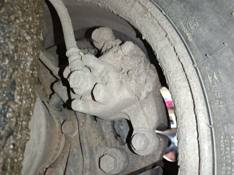 Recambio de pinza freno trasera derecha para mitsubishi montero iii (v7_w, v6_w) 3.2 di-d (v68w, v78w) referencia OEM IAM   