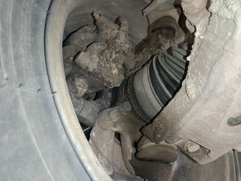 Recambio de mangueta delantera izquierda para mitsubishi montero iii (v7_w, v6_w) 3.2 di-d (v68w, v78w) referencia OEM IAM   