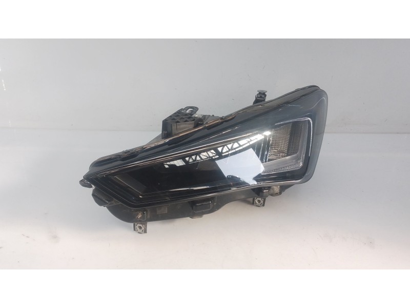 Recambio de faro izquierdo xenon para seat leon (kl1, klg) 2.0 tdi referencia OEM IAM   