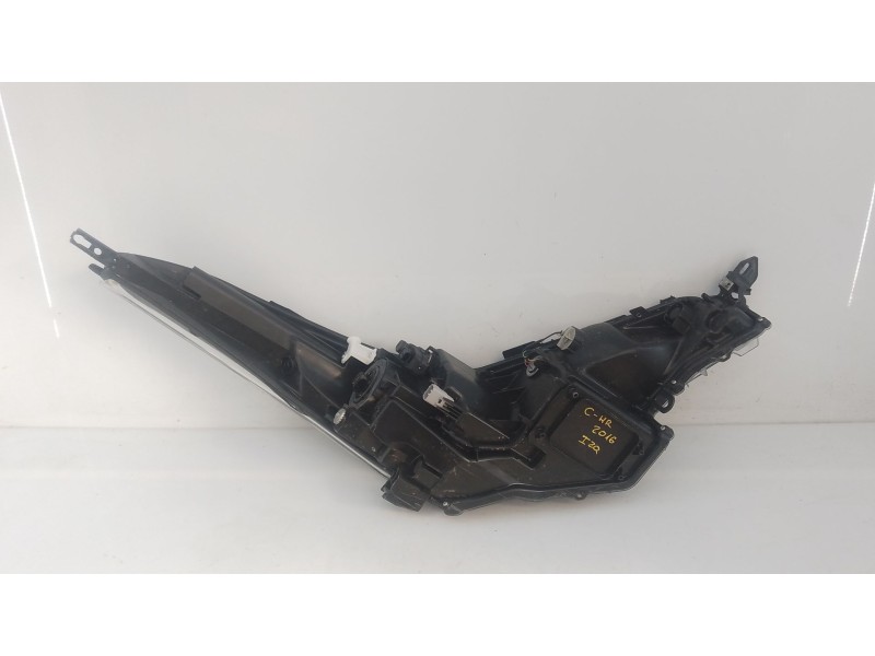 Recambio de faro derecho para toyota c-hr hybrid active referencia OEM IAM   