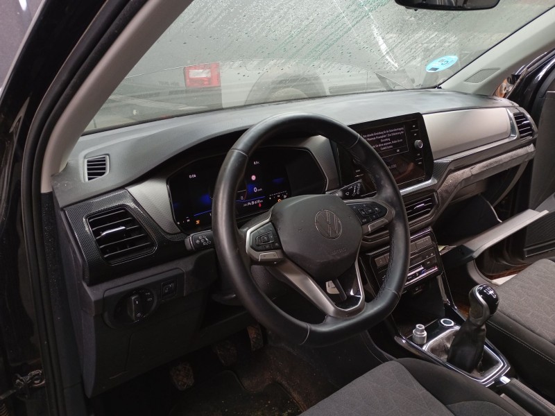 volkswagen t-cross (c11, d31) del año 2024