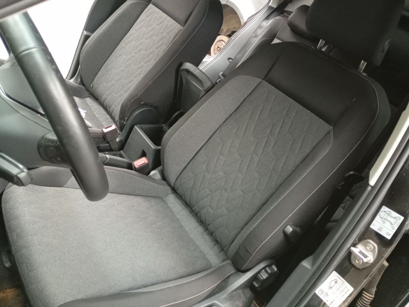 volkswagen t-cross (c11, d31) del año 2024