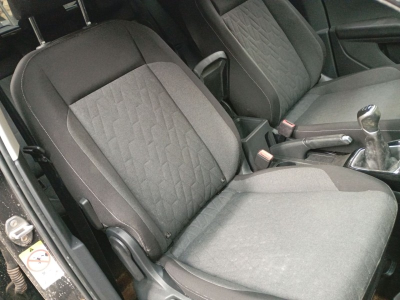 volkswagen t-cross (c11, d31) del año 2024