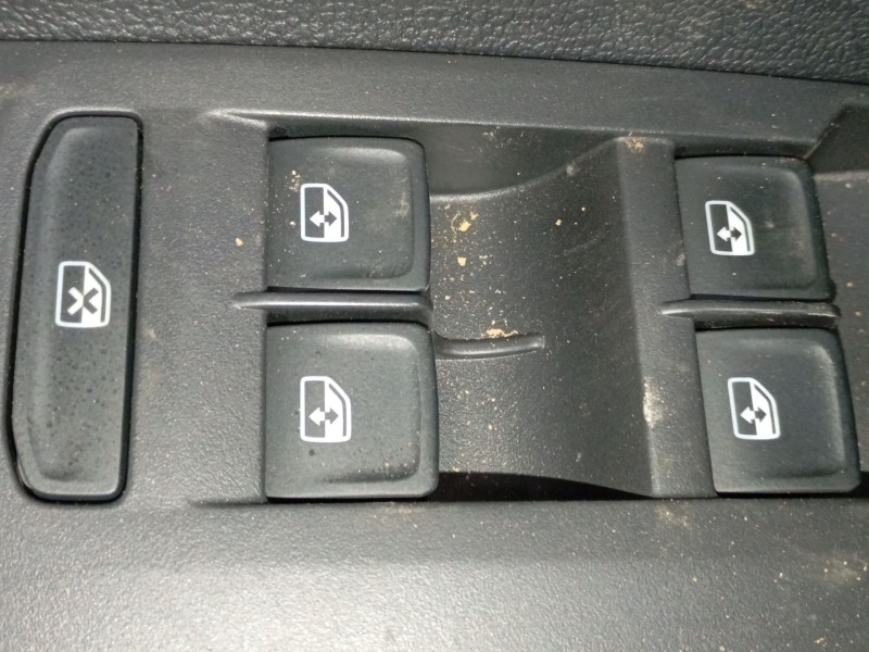 Recambio de mando elevalunas delantero izquierdo para volkswagen t-cross (c11, d31) 1.0 tsi referencia OEM IAM   