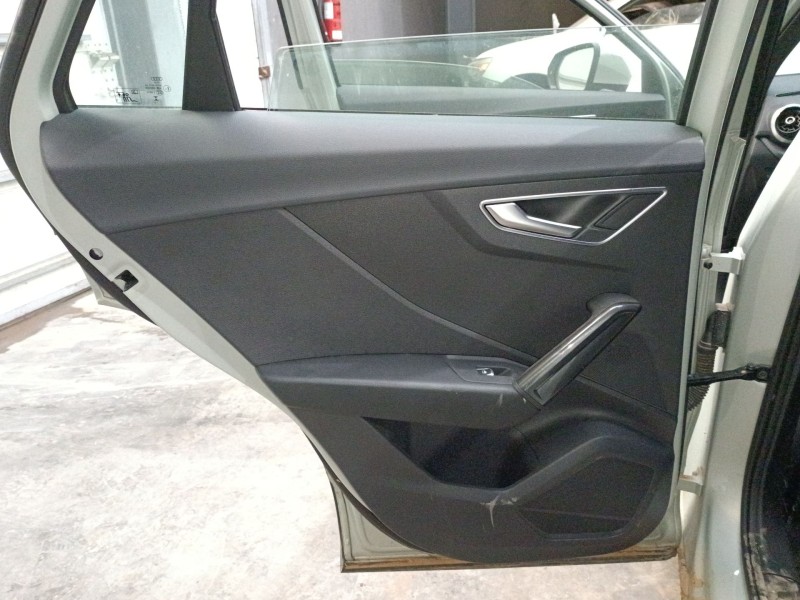 Recambio de guarnecido puerta trasera izquierda para audi q2 (gab, gag) 30 tdi referencia OEM IAM   