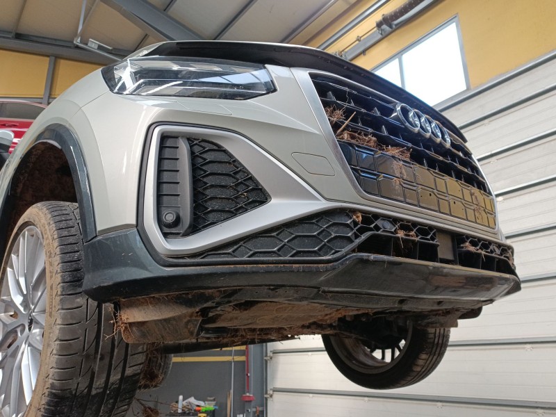 Recambio de paragolpes delantero para audi q2 (gab, gag) 30 tdi referencia OEM IAM   