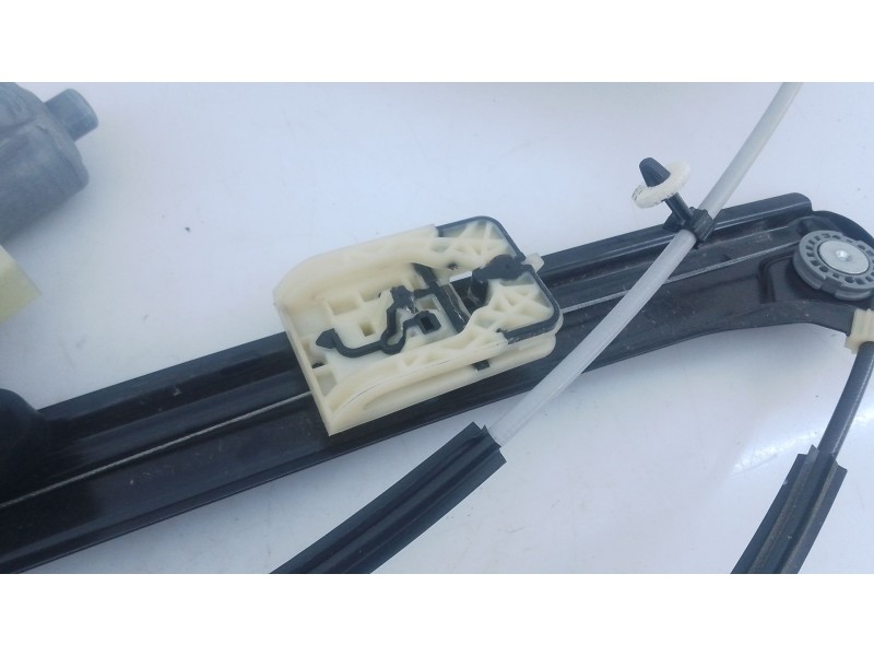 Recambio de elevalunas delantero derecho para volkswagen tiguan (ad1, ax1) 2.0 tdi referencia OEM IAM   