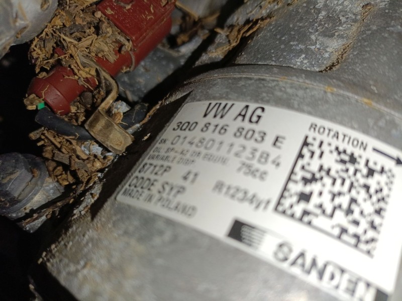 Recambio de compresor aire acondicionado para volkswagen t-cross (c11, d31) 1.0 tsi referencia OEM IAM   