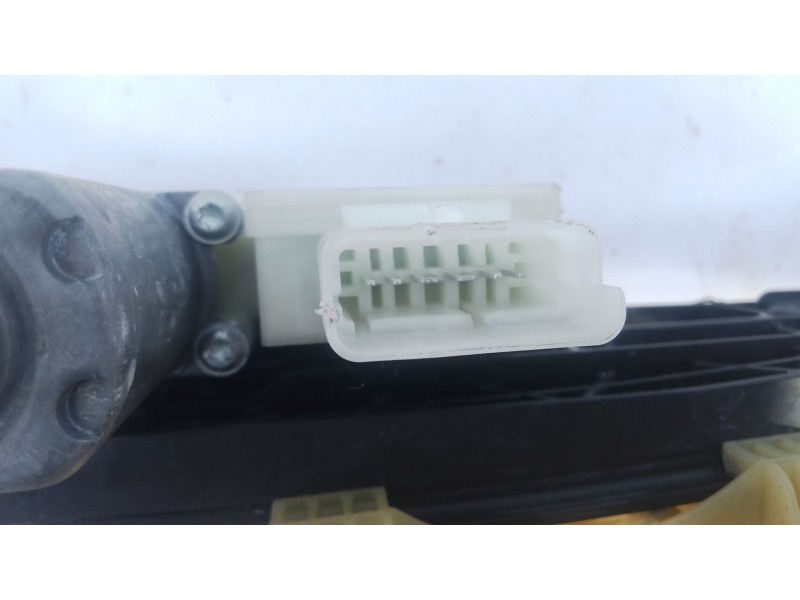 Recambio de elevalunas delantero izquierdo para renault captur ii (hf_) e-tech 160 referencia OEM IAM   