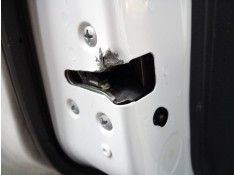 Recambio de cerradura puerta trasera izquierda para renault kadjar zen referencia OEM IAM   