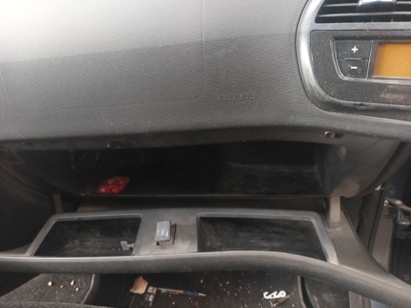 Recambio de guantera para citroën c4 grand picasso i (ua_) 1.6 hdi referencia OEM IAM   