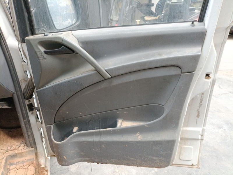 Recambio de guarnecido puerta delantera derecha para mercedes-benz vito / mixto furgoneta (w639) 109 cdi (639.601, 639.603, 639.