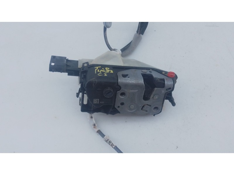 Recambio de cerradura puerta trasera derecha para citroën c3 iii (sx) 1.2 vti 82 referencia OEM IAM   