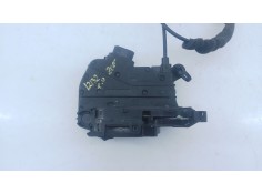 Recambio de cerradura puerta trasera derecha para renault zoe bose referencia OEM IAM    2