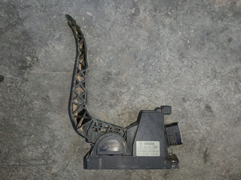 Recambio de pedal acelerador para mercedes-benz vito / mixto furgoneta (w639) 109 cdi (639.601, 639.603, 639.605) referencia OEM