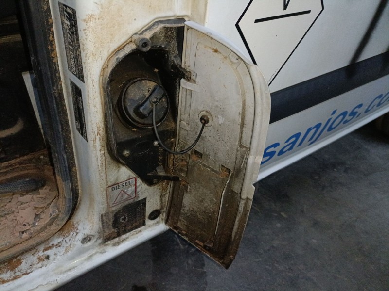 Recambio de tapa exterior combustible para mercedes-benz vito / mixto furgoneta (w639) 109 cdi (639.601, 639.603, 639.605) refer