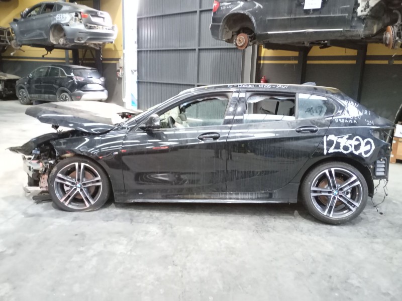 bmw 1 (f40) del año 2024