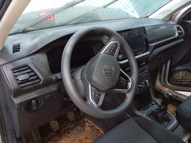 volkswagen t-cross (c11, d31) del año 2024