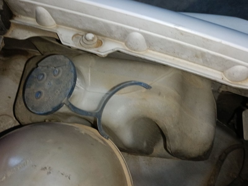 Recambio de deposito limpia para mercedes-benz vito / mixto furgoneta (w639) 109 cdi (639.601, 639.603, 639.605) referencia OEM 