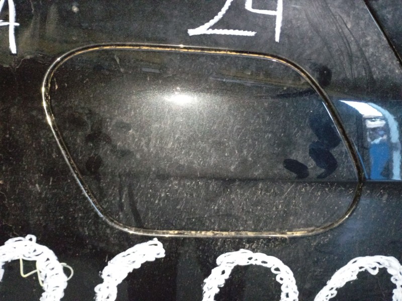 Recambio de tapa exterior combustible para bmw 1 (f40) 118 i referencia OEM IAM   