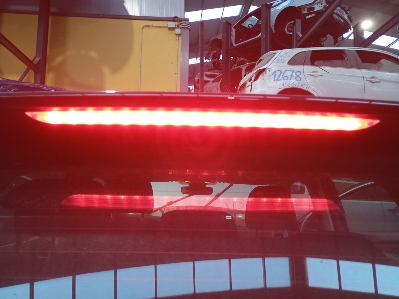 Recambio de luz central de freno para volkswagen t-cross (c11, d31) 1.0 tsi referencia OEM IAM   