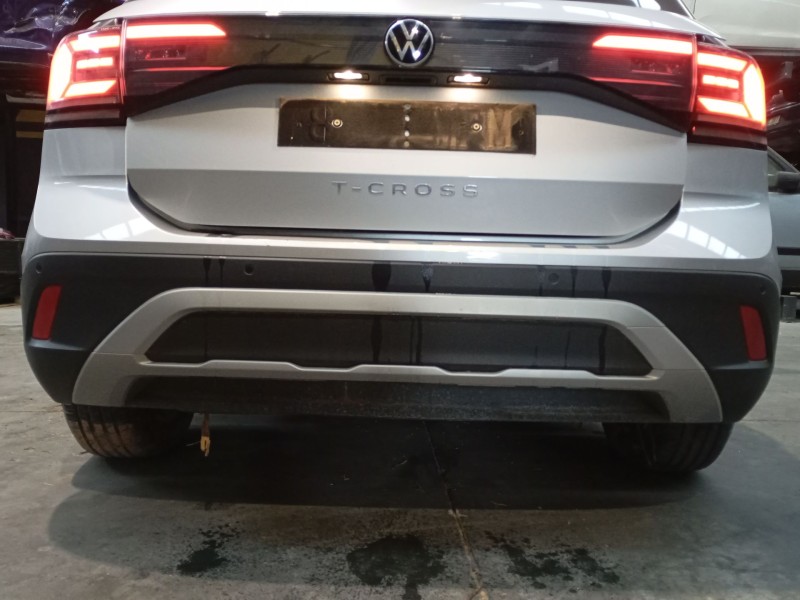 Recambio de paragolpes trasero para volkswagen t-cross (c11, d31) 1.0 tsi referencia OEM IAM   