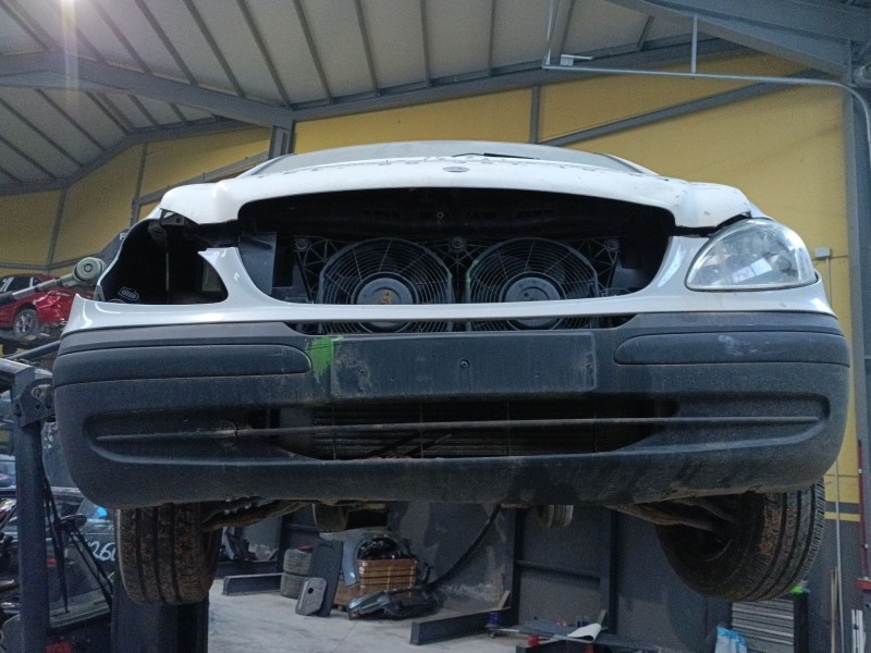Recambio de paragolpes delantero para mercedes-benz vito / mixto furgoneta (w639) 109 cdi (639.601, 639.603, 639.605) referencia