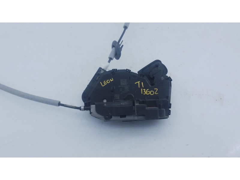 Recambio de cerradura puerta trasera izquierda para seat leon (kl1, klg) 2.0 tdi referencia OEM IAM   
