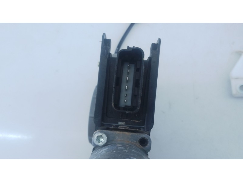 Recambio de elevalunas delantero izquierdo para kia stonic (yb) 1.0 t-gdi eco-dynamics+ referencia OEM IAM   