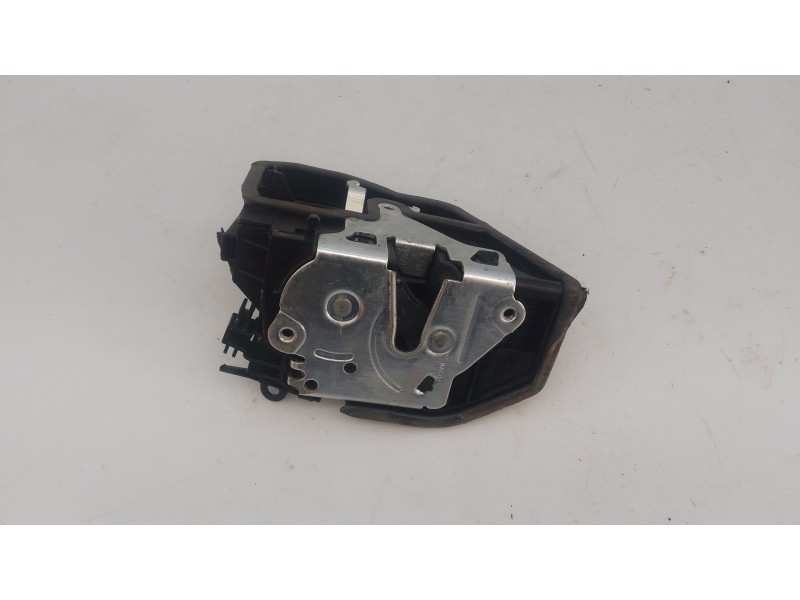 Recambio de cerradura puerta trasera derecha para bmw x3 (f25) xdrive 20 d referencia OEM IAM   