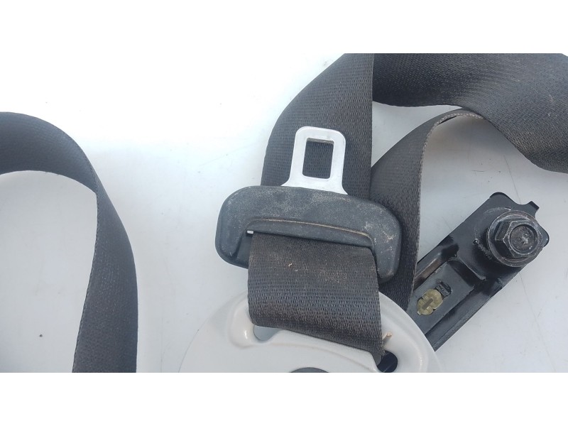 Recambio de cinturon seguridad delantero derecho para kia stonic (yb) 1.0 t-gdi referencia OEM IAM   