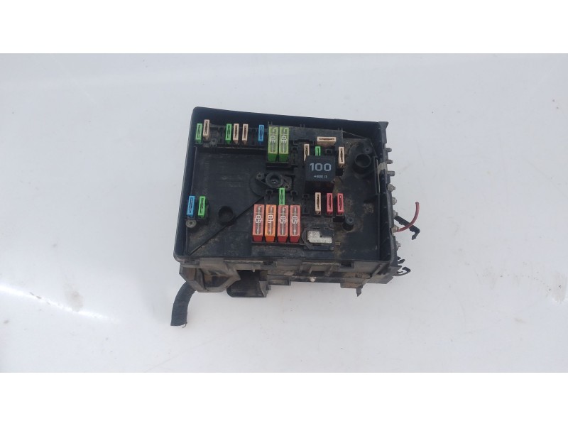 Recambio de caja reles / fusibles para seat leon (1p1) stylance / style referencia OEM IAM 3C0917249  