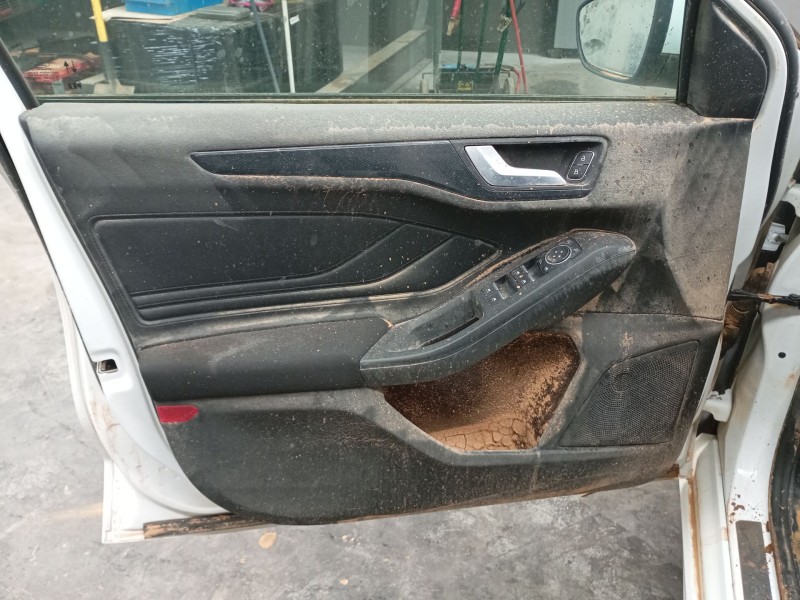 Recambio de guarnecido puerta delantera izquierda para ford focus iv (hn) 1.0 ecoboost referencia OEM IAM   