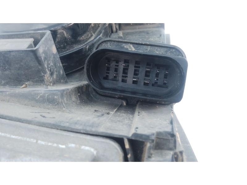 Recambio de faro izquierdo para volkswagen passat b6 (3c2) 2.0 tdi referencia OEM IAM   