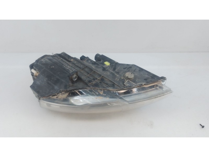 Recambio de faro izquierdo para volkswagen passat b6 (3c2) 2.0 tdi referencia OEM IAM   