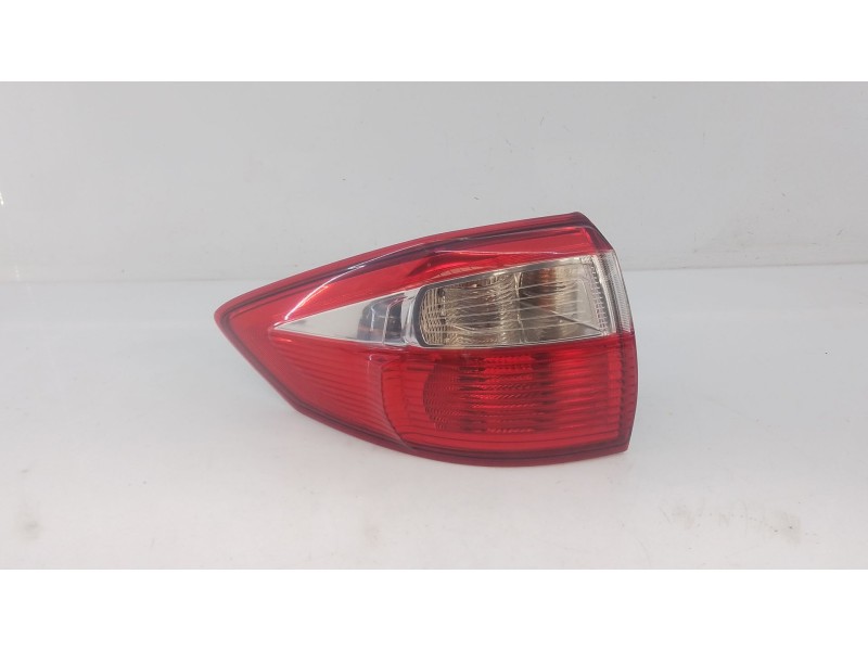 Recambio de piloto trasero izquierdo para ford c-max ii (dxa/cb7, dxa/ceu) 1.6 tdci referencia OEM IAM   