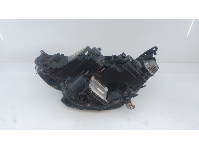 Recambio de faro derecho xenon para renault megane iv hatchback (b9a/m/n_) 1.5 dci 110 (b9a3) referencia OEM IAM   